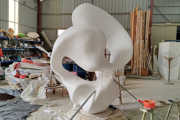 福州新榕十号地块展示区不锈钢雕塑