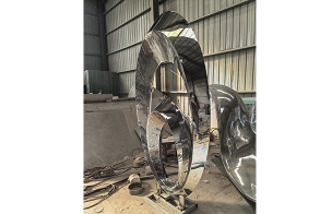 安徽池州恒申不锈钢雕塑设计制作